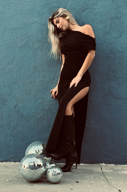 007 Dress