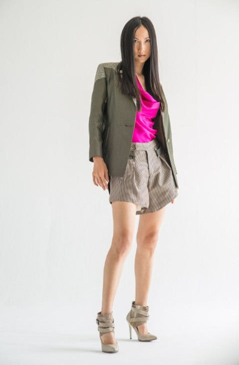 Bronze shorts suit
