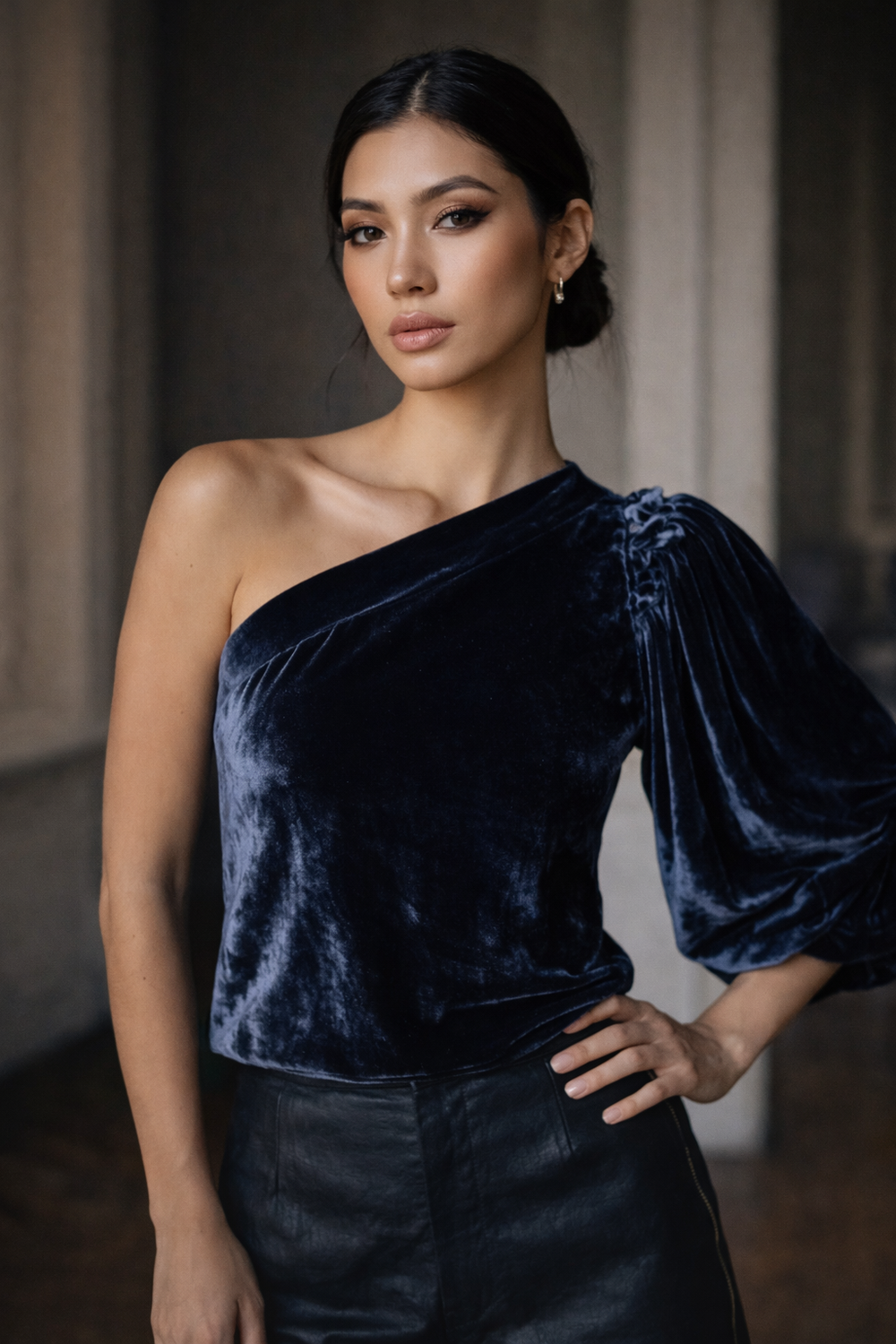 SAVANAH Silk Velvet One-Shoulder Top