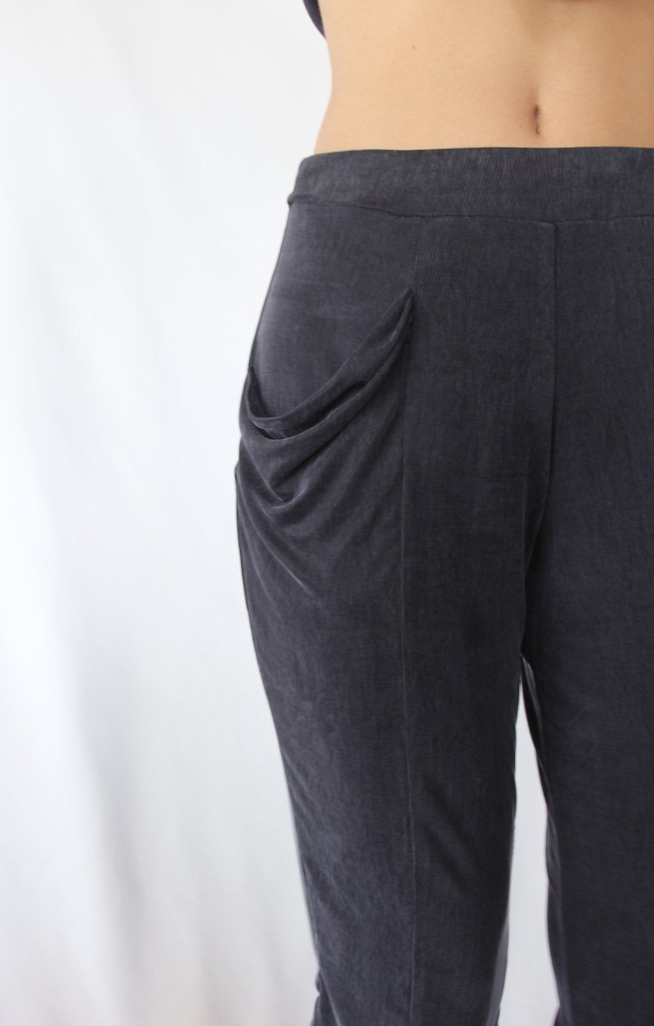 CAPRI Midnight Knit Pant